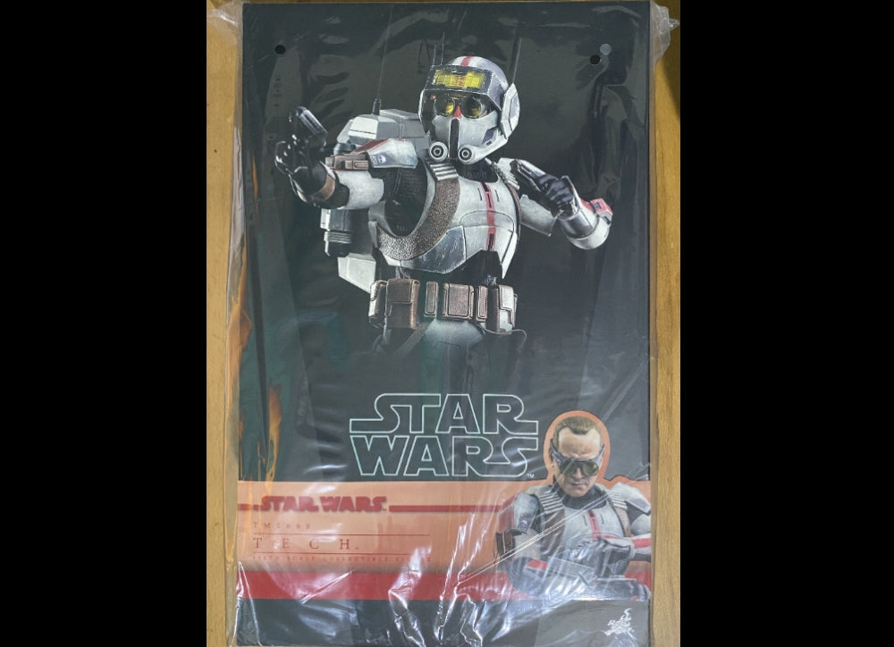 Ready! Hot Toys TMS098 Star Wars: The Bad Batch 1/6 Tech