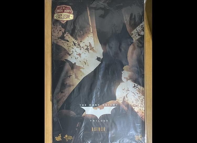 Ready! Hot Toys MMS595 BATMAN BEGINS 1/6 BATMAN Final Batch