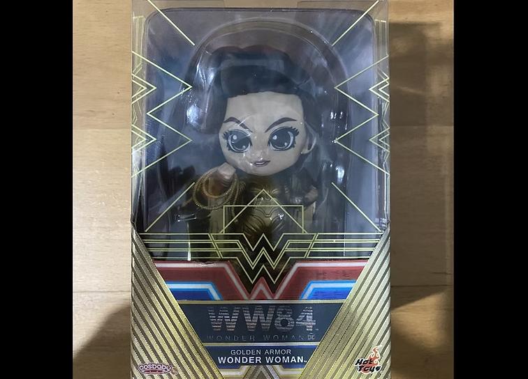Hot Toys COSB727 WW1984 Golden Armor Wonder Woman Cosbaby