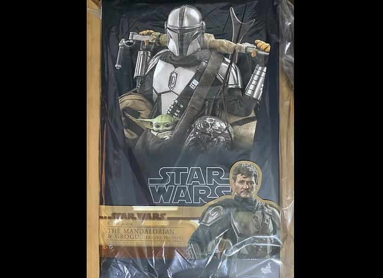 Ready! Hot Toys TMS052 Star Wars 1/6 The Mandalorian & Grogu Set Deluxe Version