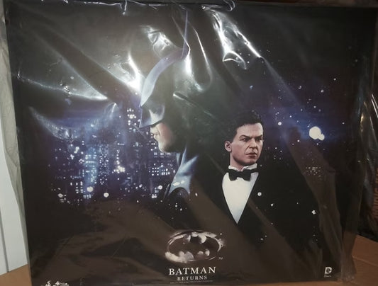 Hot Toys MMS294 BATMAN RETURNS 1/6 BATMAN & BRUCE WAYNE SET