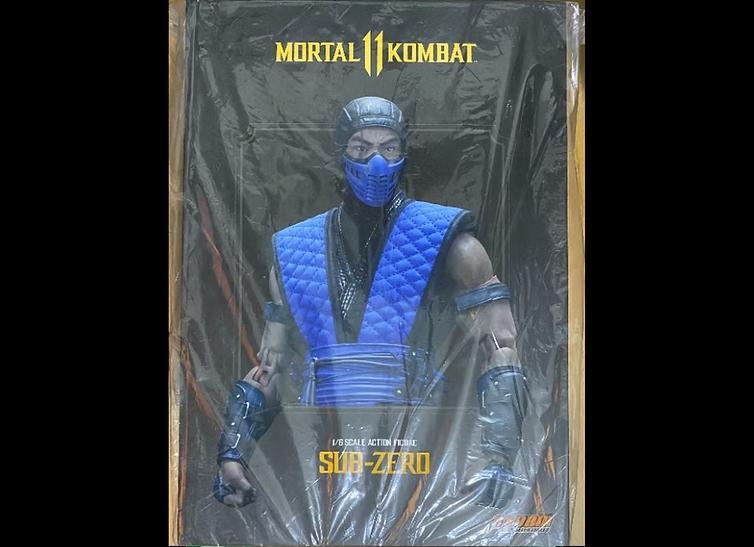 Storm Collectibles SUB-ZERO 1/6 FIGURE