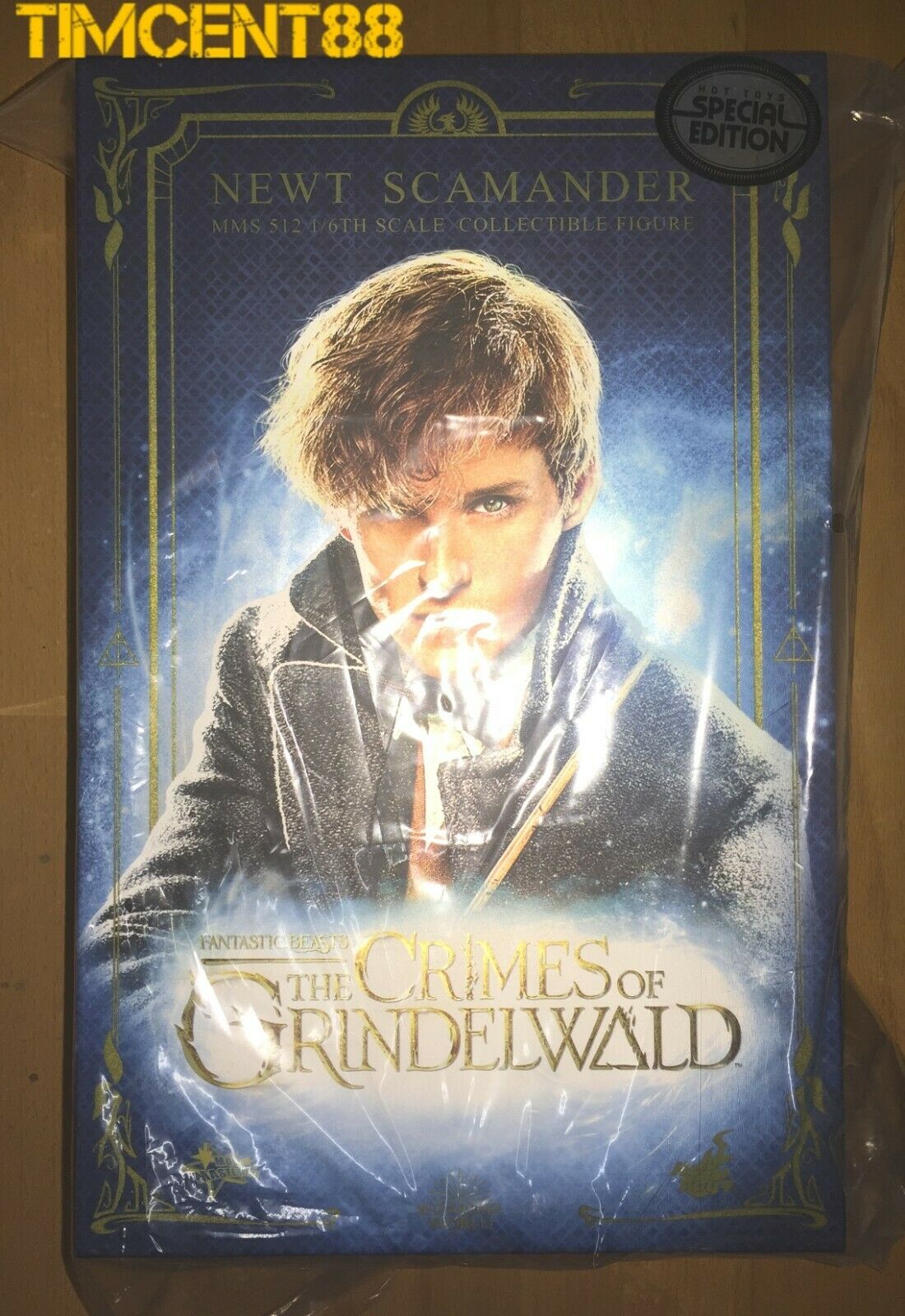 Hot Toys MMS512 FANTASTIC BEASTS 1/6 Newt Scamander Special Edition