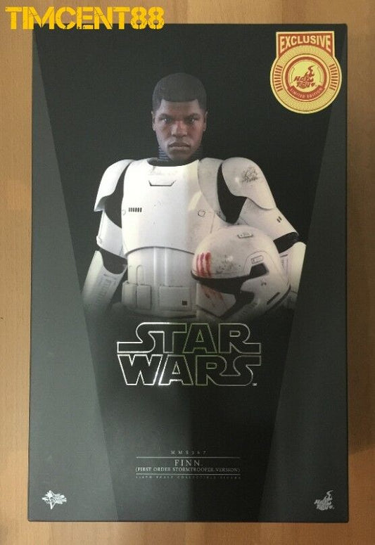 Hot Toys MMS367 STAR WARS 1/6 FINN FIRST ORDER STORMTROOPER VER