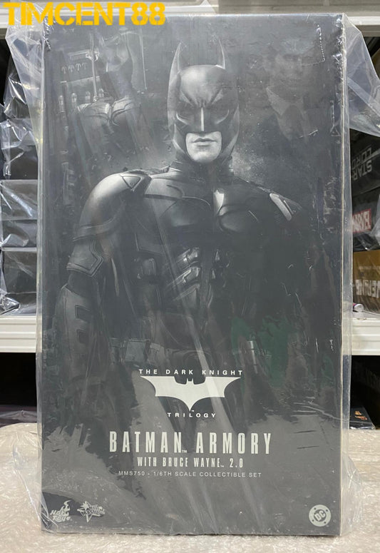 Ready Hot Toys MMS750 The Dark Knight 1/6 Batman Armory with Bruce Wayne (2.0)