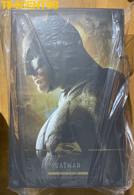Ready Hot Toys MMS732 Batman v Superman: Dawn of Justice 1/6 Batman (2.0) Deluxe