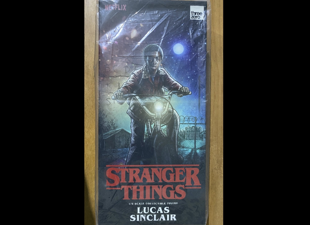 Ready! Threezero Stranger Things 1/6 Lucas Sinclair