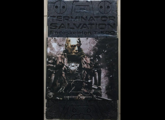 Hot Toys MMS105 TERMINATOR : SALVATION 1/6 T-600 ENDOSKELETON (CONCEPT VERSION)