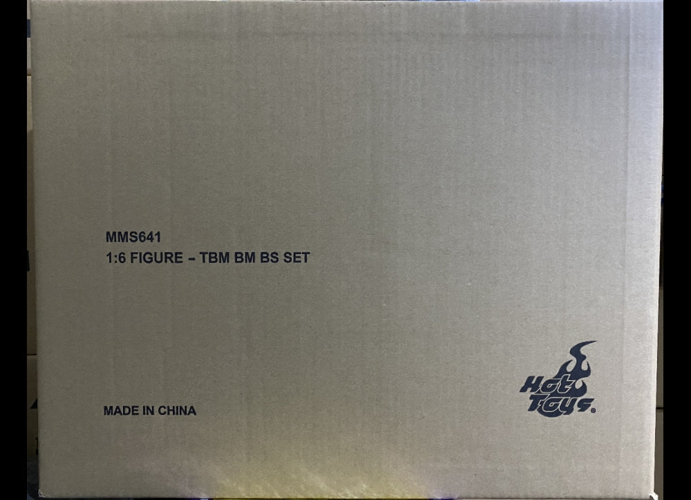 Ready! Hot Toys MMS641 THE BATMAN 1/6 BATMAN AND BAT-SIGNAL SET