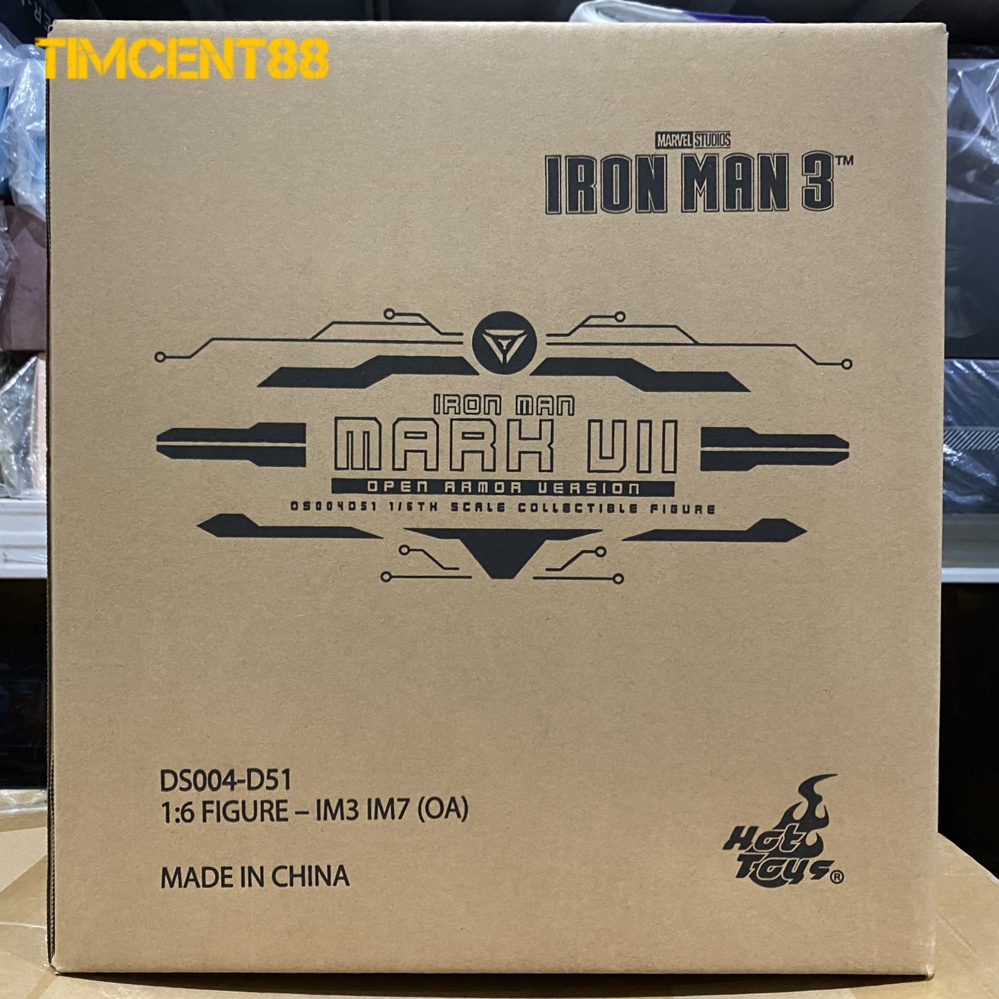 Ready! Hot Toys DS004D51 IRON MAN 1/6 MARK VII (OPEN ARMOR VERSION)