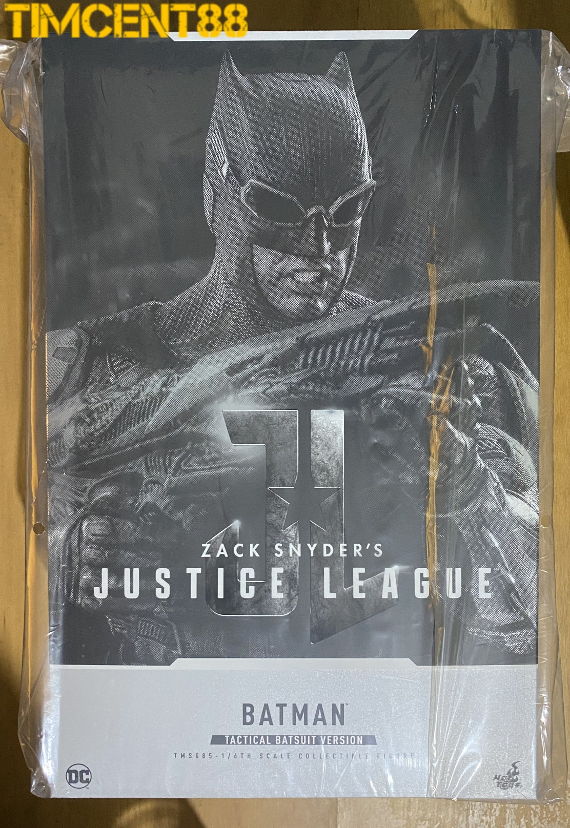Ready! Hot Toys TMS085 Zack Snyder's Justice League 1/6 Batman Tactical Batsuit