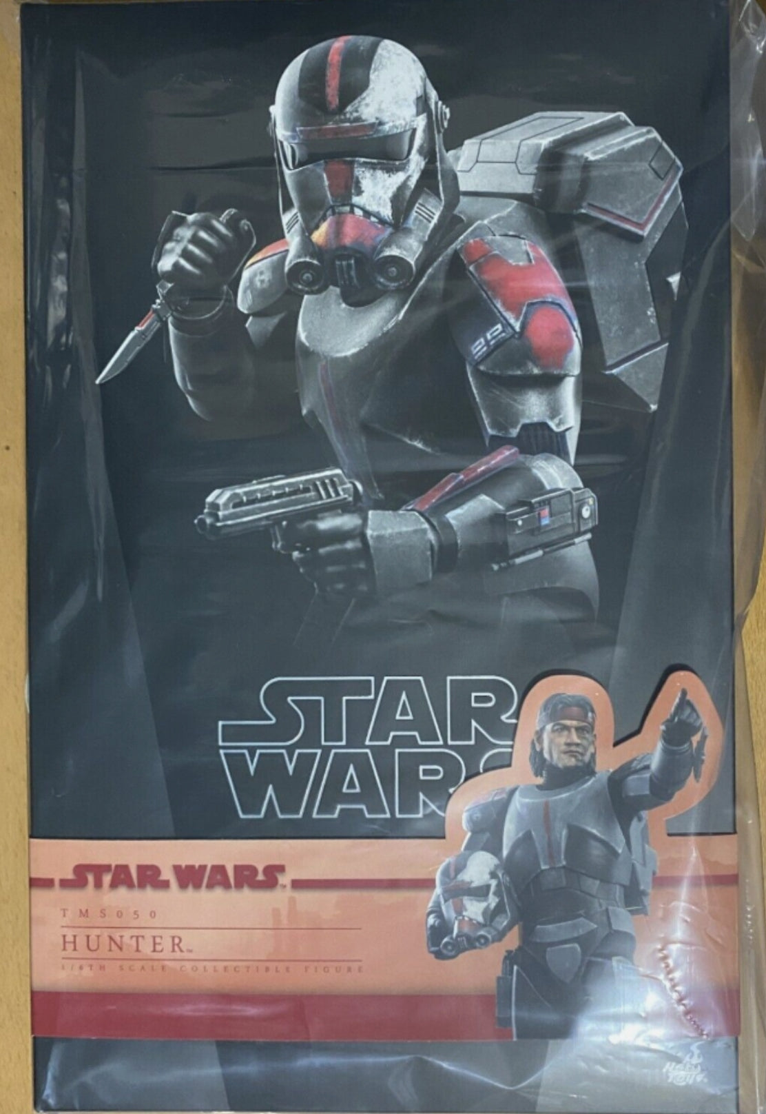 Ready! Hot Toys TMS050 STAR WARS: THE BAD BATCH 1/6 HUNTER