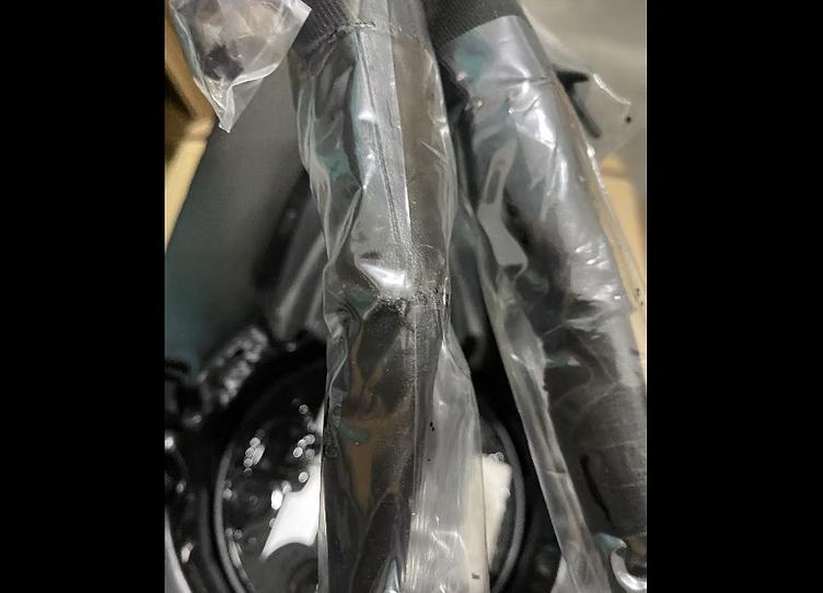 New Hot Toys MMS188 1/6 Catwoman Regular Edition (Pleather Issue) Non-refundable