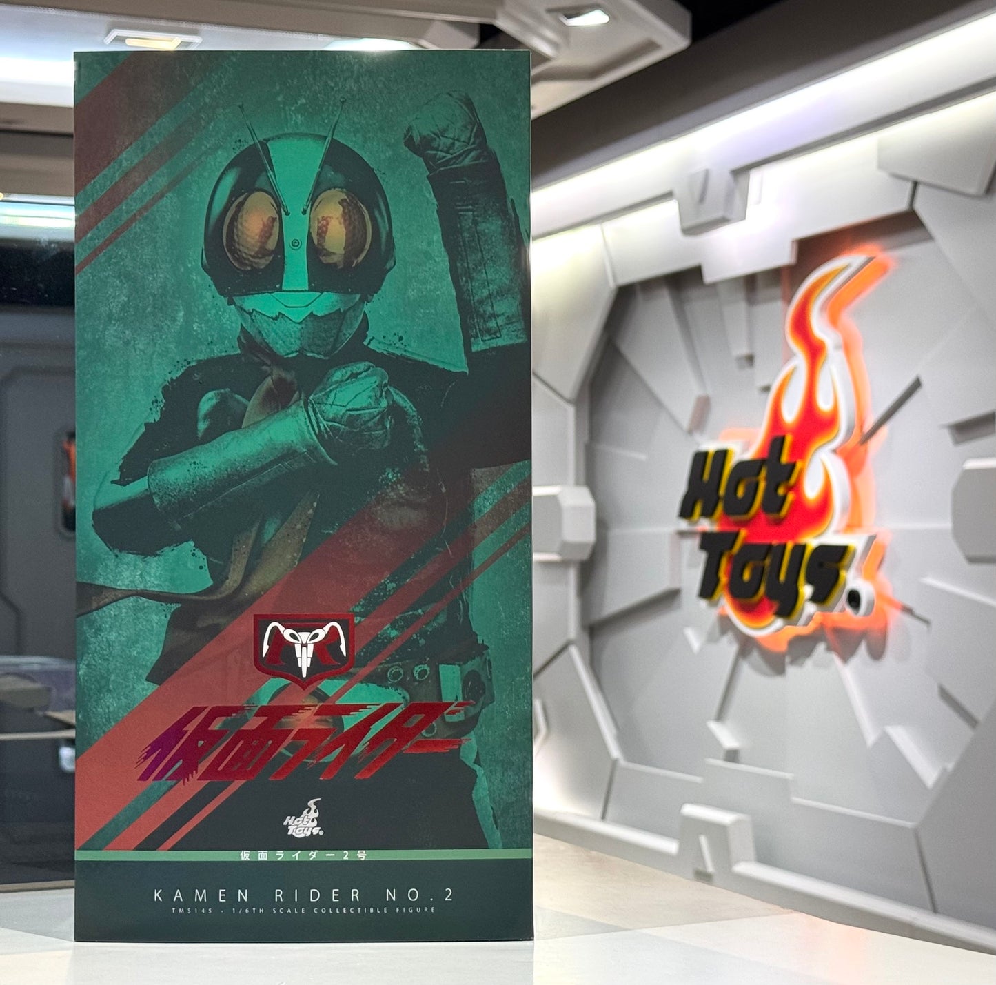 Ready! Hot Toys TMS145 Kamen Rider 1/6 Kamen Rider No.2