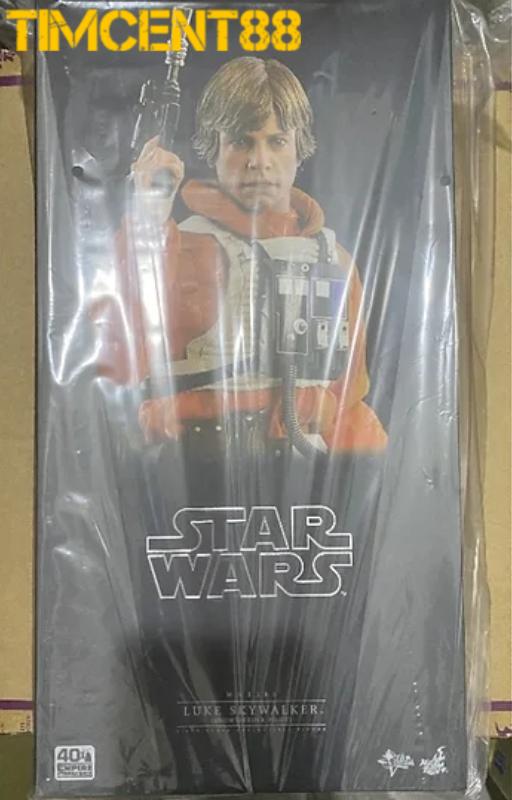 In Stock! Hot Toys MMS585 Star Wars 1/6 Luke Skywalker (Snowspeeder Pilot)