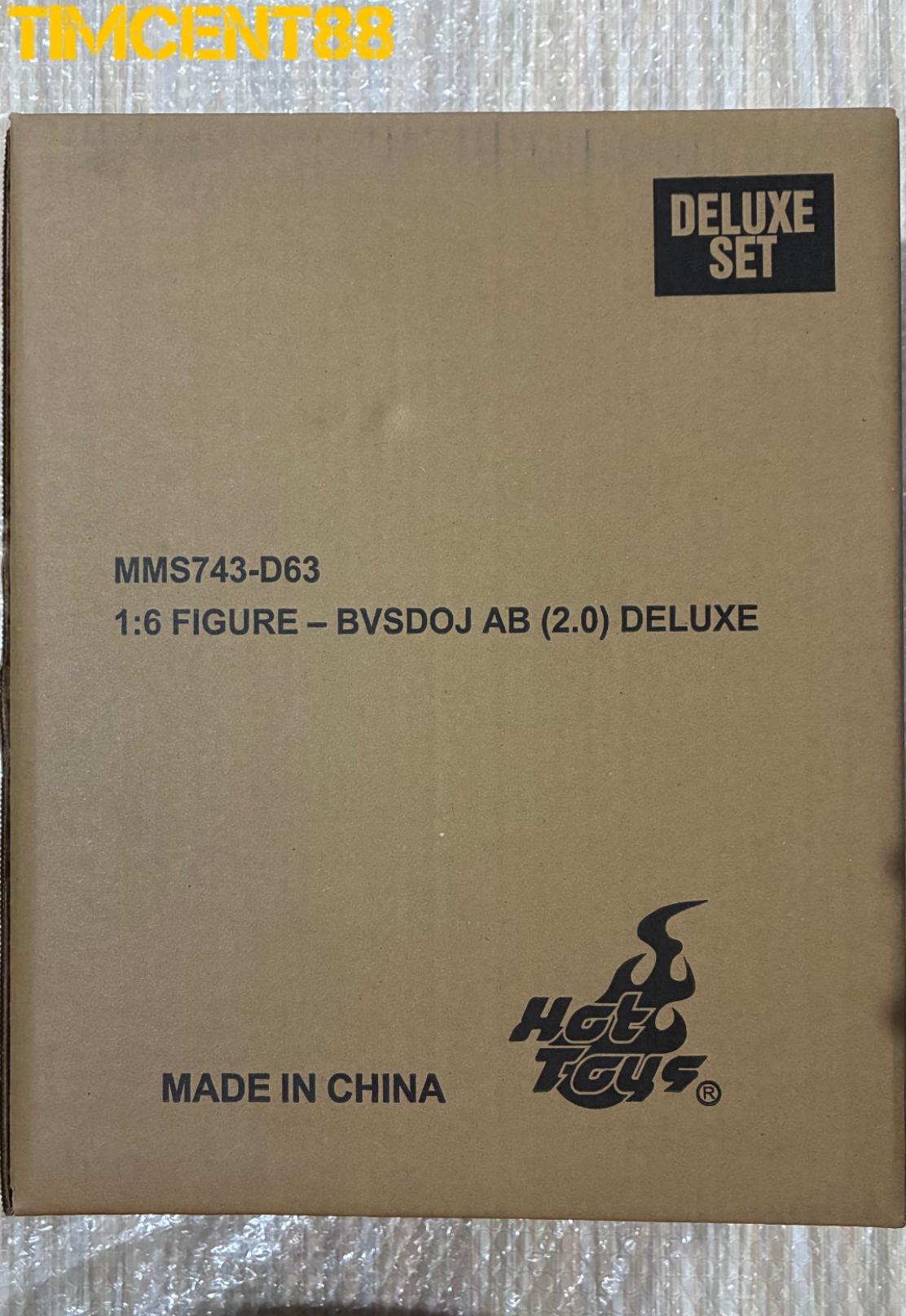 Hot Toys MMS743D63 Batman v Superman: Dawn of Justice 1/6 Armored Batman Deluxe